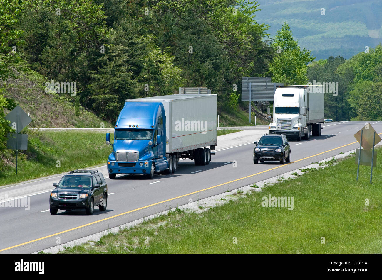 Le trafic inter-États en zone montagneuse dans Tennessee Banque D'Images