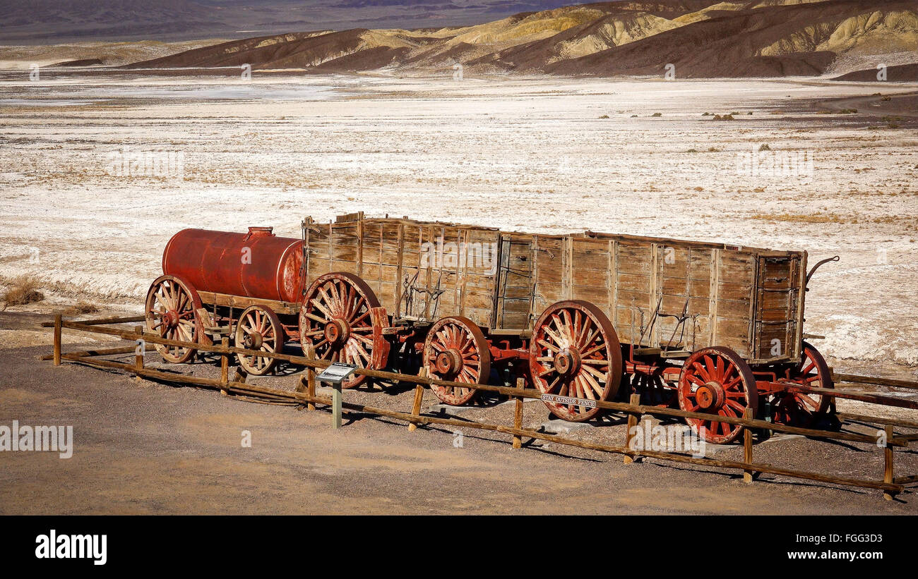 L'équipe a effectué vingt mule wagon borax hors de Death Valley National Park Banque D'Images