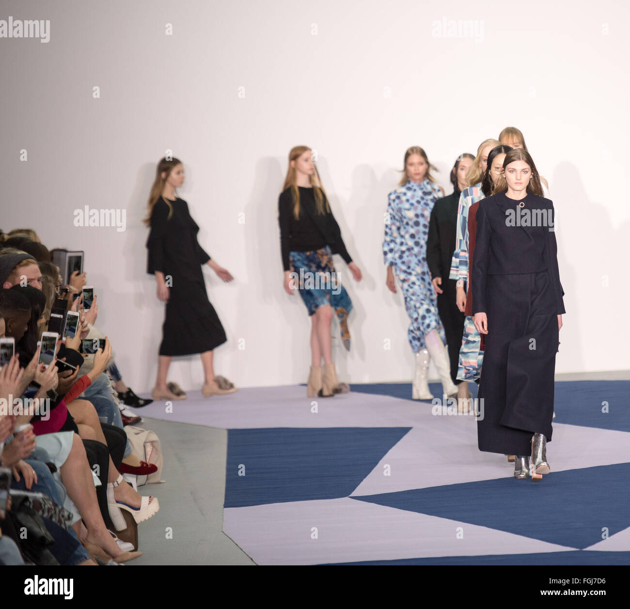 Londres 19 Février 2016 : London Fashion Week AW16 Eudon Choi, Crédit : défilé de Ian Davidson/Alamy Live News Banque D'Images