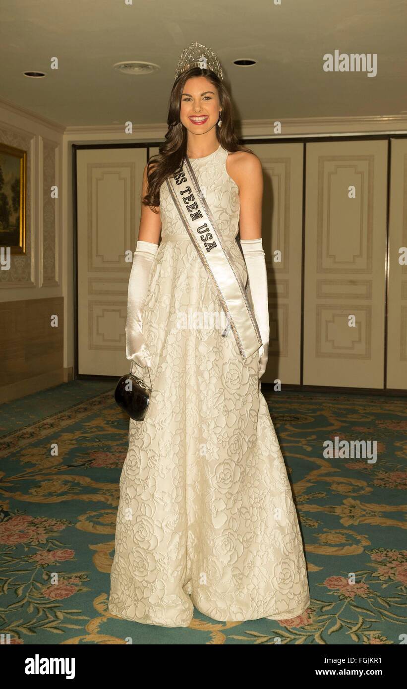 New York, NY, USA. Feb 19, 2016. Katherine Haik présente à l'Opéra de Vienne 2016 Ball, le Waldorf-Astoria, à New York, NY, le 19 février 2016. Crédit : Lev Radin/Everett Collection/Alamy Live News Banque D'Images