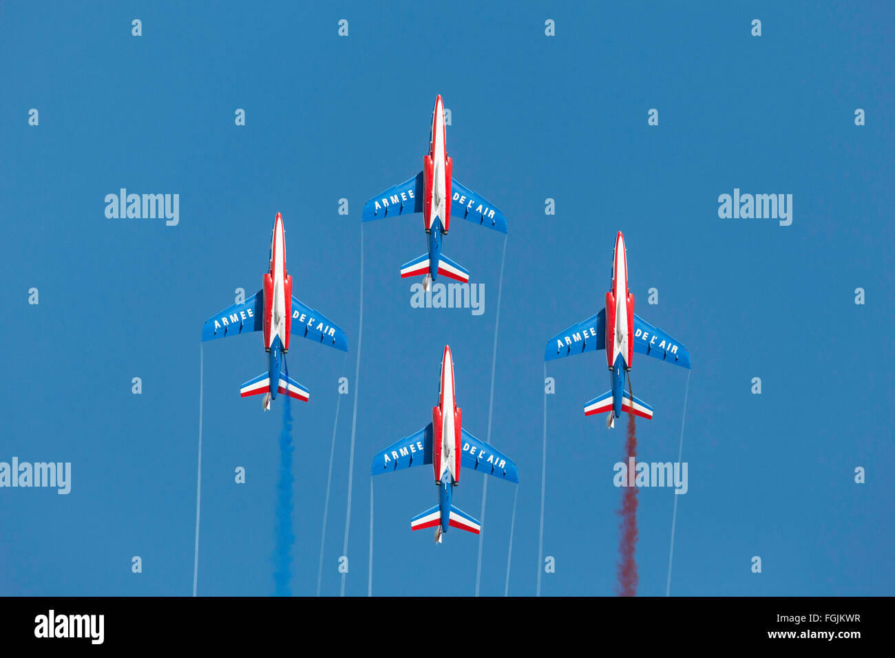 Patrouille de France, la formation de l'équipe nationale d'affichage de l'Armée de l'air (Armee de l'air) dans leur aéronef Alpha Jet Banque D'Images