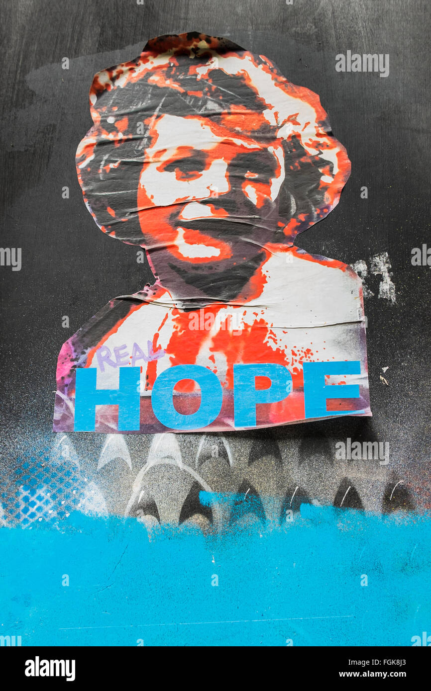 Street art collage montrant un portrait d'une fille et l'inscription : un espoir réel Banque D'Images