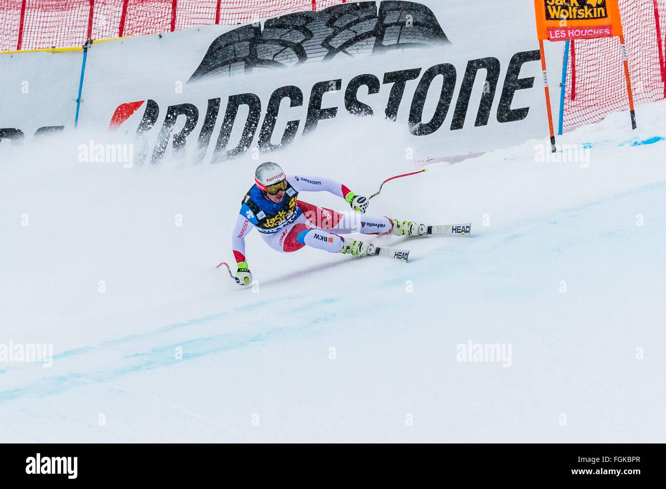 Chamonix, France. 20 Février, 2016. Beat FEUZ de skis suisse au podium à la 3ème place. L'Audi Coupe du Monde 9e Men's downhill ont eu lieu à Chamonix, France avec un 'jour blanc' (ciel gris et télévision la lumière) et une neige légère. Le podium était - 1- PARIS Dominik (ITA) 1:58,38 2- Steven NYMAN (USA) 1:58,73 3- Beat FEUZ (SUI) 1:58,77 AUDI FIS Ski World Cup 2015-2016 : Crédit Genyphyr Novak/Alamy Live News Banque D'Images