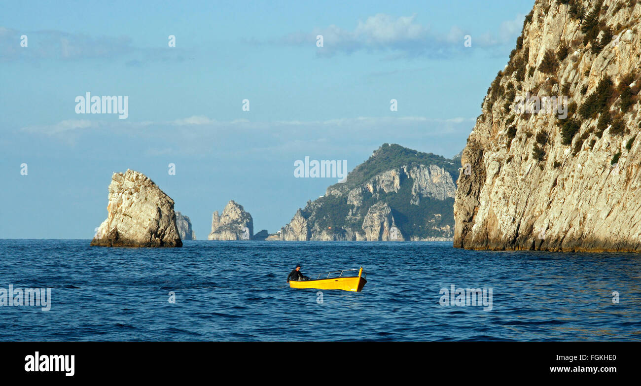 Vue sur la côte de Capri. Italie Banque D'Images