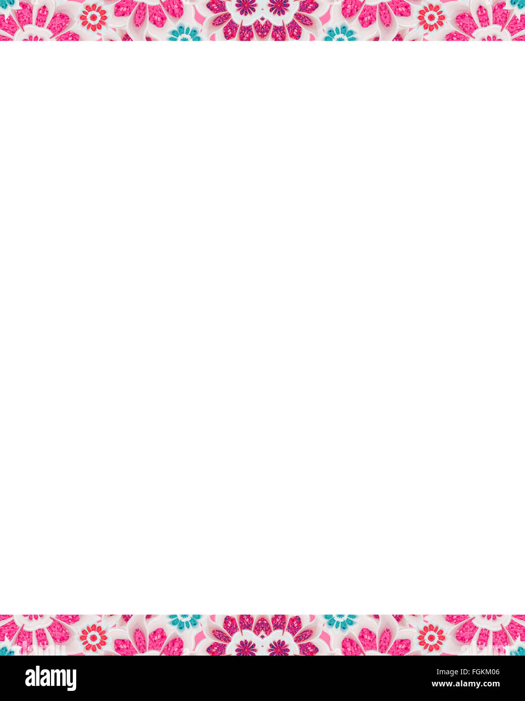 Fond blanc avec de belles fleurs stylisées motif design frontières dans des tons rose et cyan. Banque D'Images
