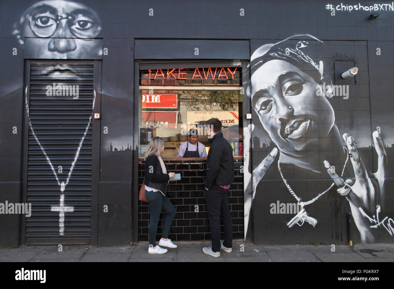 Chip Shop BXTN, Hip-hop et du poisson à thème friterie à Brixton, servant du poisson frais et des plats de fruits de mer, dans le sud de Londres, Angleterre, RU Banque D'Images