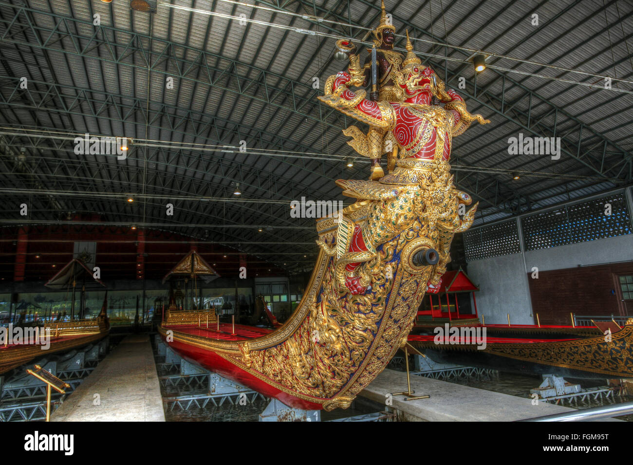 Dragon Boat, royal barge du roi thaïlandais, Musée National des Barges royales, Bangkok, Thaïlande Banque D'Images