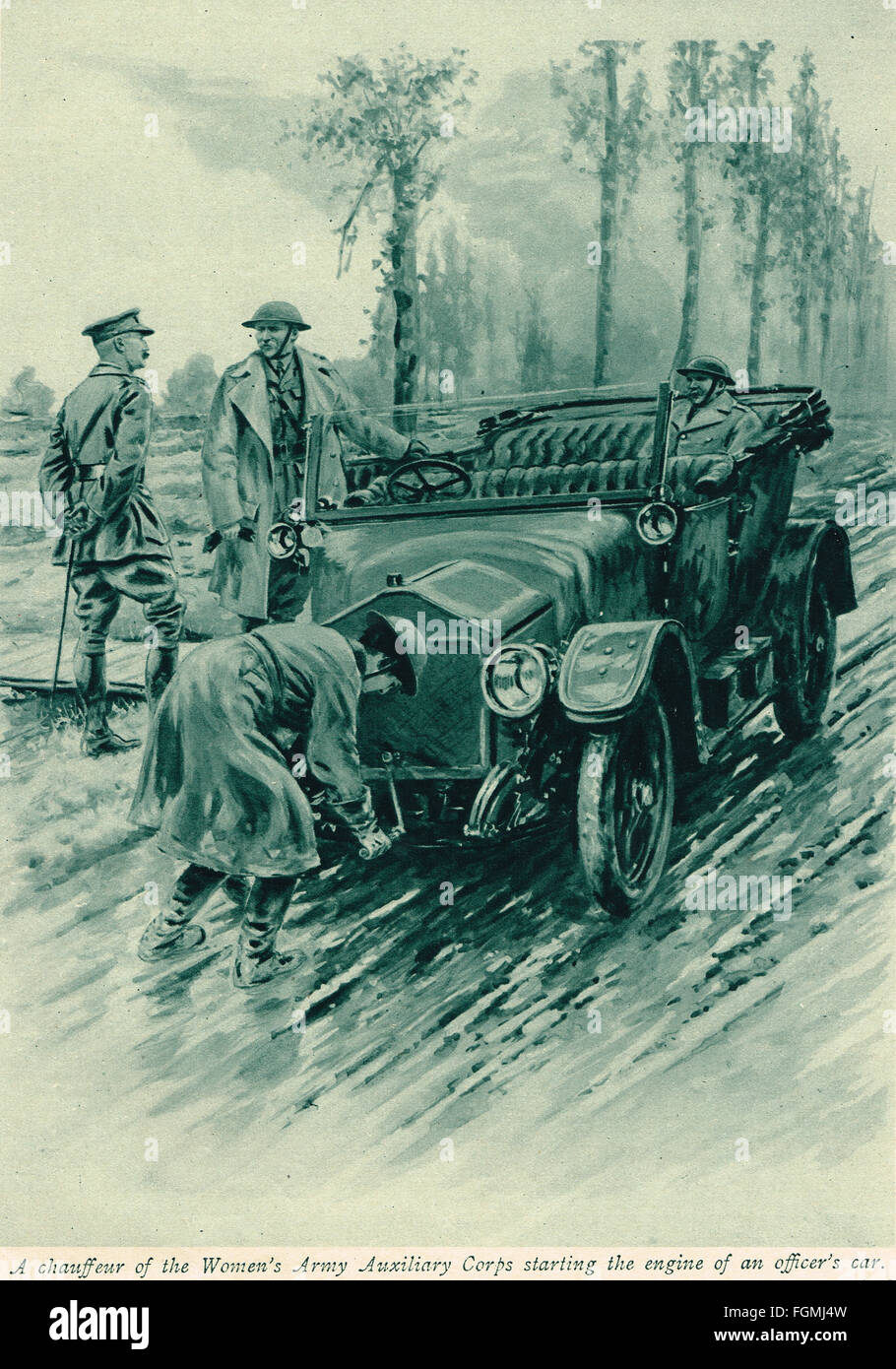 La PREMIÈRE GUERRE MONDIALE Les femmes en guerre Women's Auxiliary Army Corps Chauffeur démarrage d'une voiture de l'agent Banque D'Images