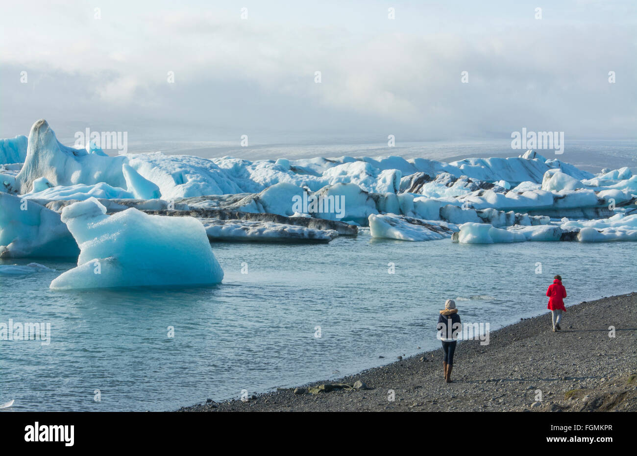L'Islande Jokulsarlon des glaciers et des icebergs sur la lagune du lac sur le bord du Parc National de Vatnajökull dans le sud-est de l'Islande Banque D'Images