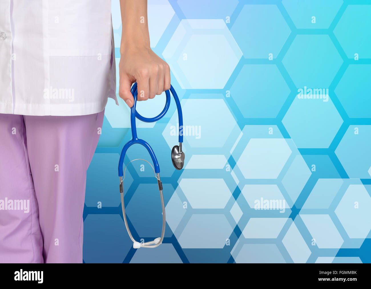 Doctor with stethoscope medical sur fond honecomb Banque D'Images