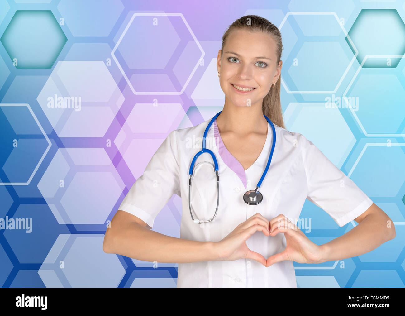 Stagiaire enthousiaste à la caméra à main montre coeur Banque D'Images