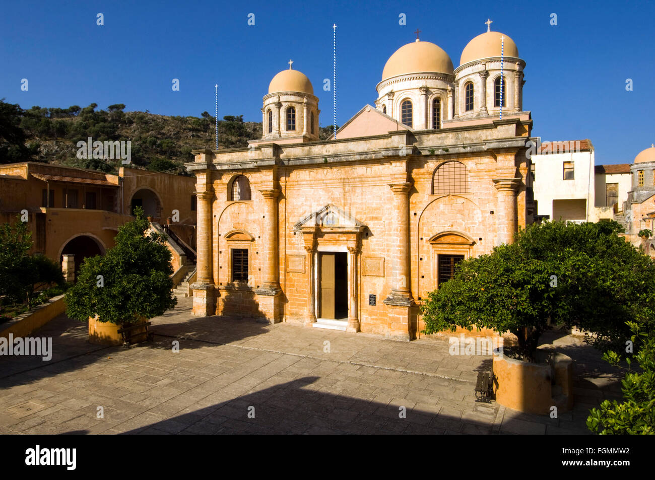 Spanien, Kreta, bei Chania, Akrotiri-Halbinsel, Kloster Moni Agia Triada, die der Klosterkirche la façade im Stil der venezia Banque D'Images
