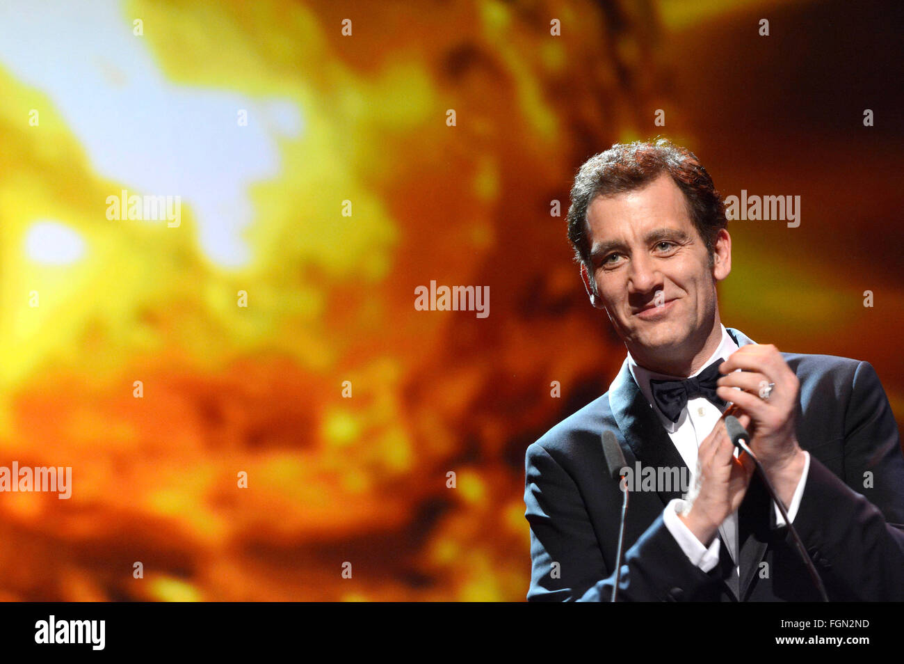 Clive Owen à la cérémonie de remise du Prix du 66e Festival International du Film de Berlin Berlinale Berlinale 2016 / au Palais le 20 février 2016 à Berlin, Allemagne. Banque D'Images