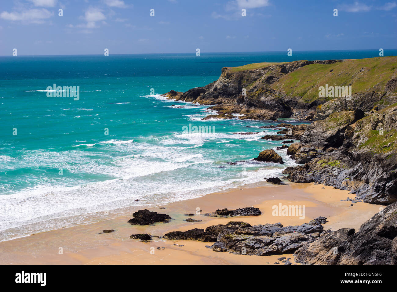 Surplombant la plage de Pentire étapes sur la côte nord de l'Europe Royaume-uni Angleterre Cornwall Banque D'Images