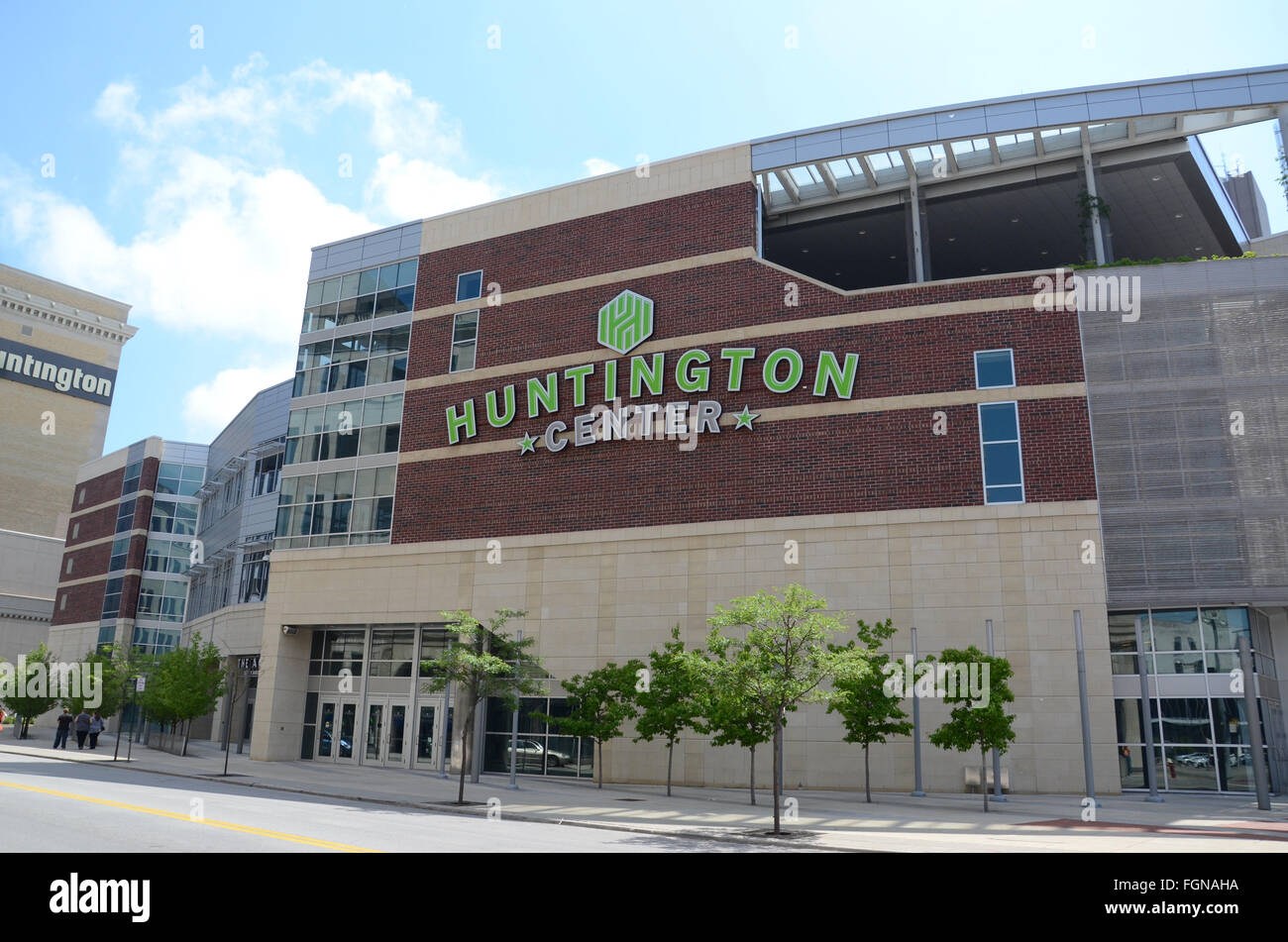 TOLEDO, OH - 2 juin : Toledo Centre Huntington, montré le 2 juin 2015, est la maison de l'ECHL Doré Toledo Club de hockey sur glace. Banque D'Images