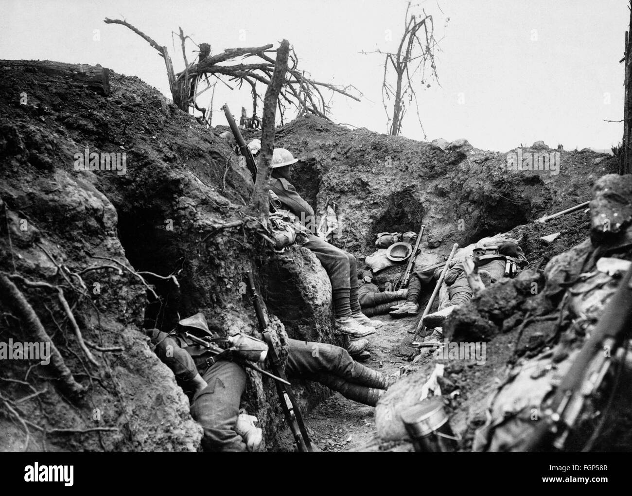 Bataille De Verdun 1916 Le Repos Dans La Tranch e Photo Stock Alamy