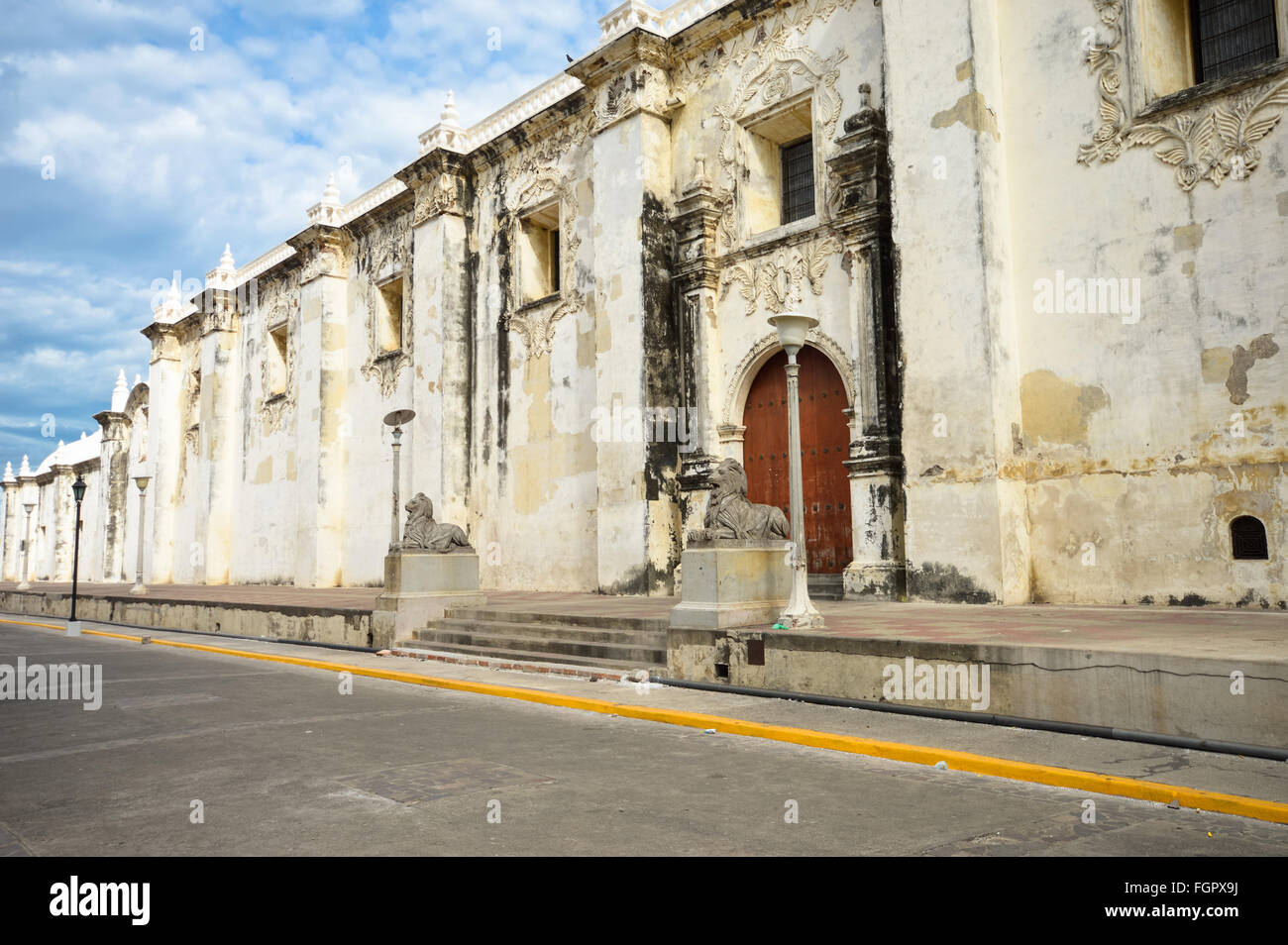 Catedral de la Ascuncion de Maria, ou simplement la cathédrale de Leon, est la plus importante en Amérique centrale Banque D'Images