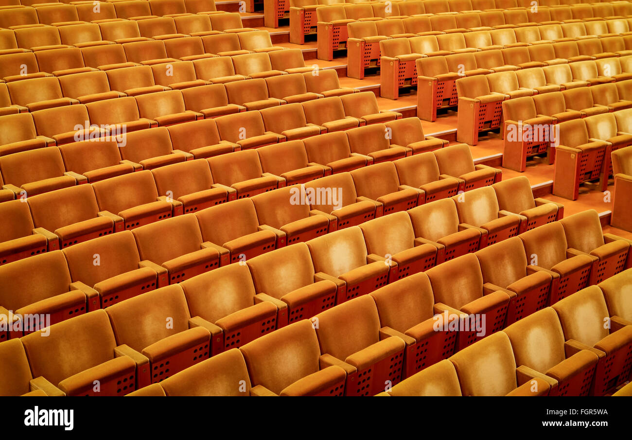 Cinéma théâtre auditorium vide ou salle de conférence. Banque D'Images