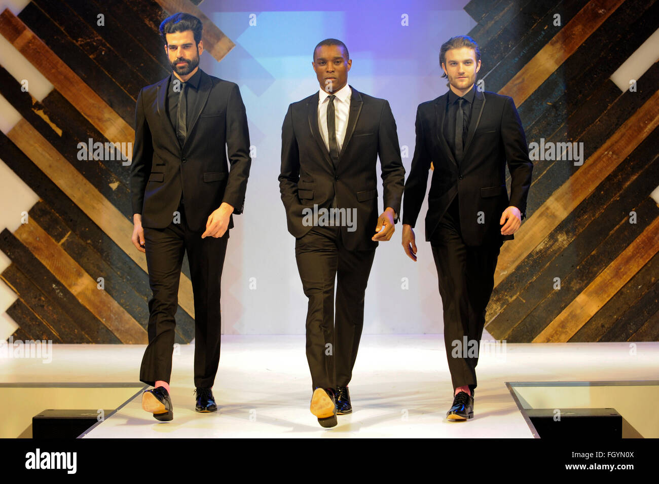 Modèles sur le défilé de mode masculine à Moda, NEC de Birmingham, Royaume-Uni, 22 février 2016. Crédit : Antony l'ortie/Alamy Live News Banque D'Images