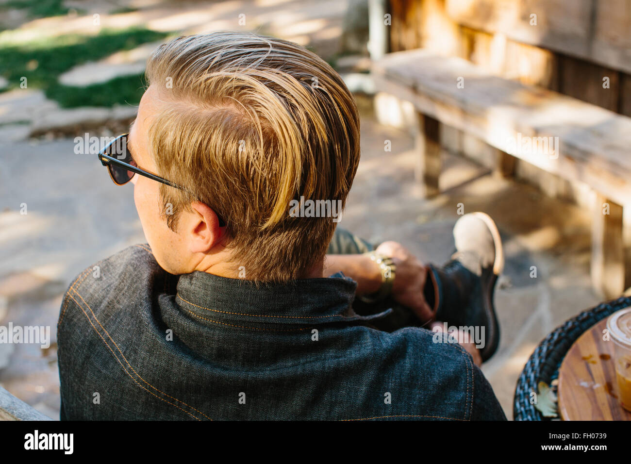 Prendre un moment pour vous détendre dans Santa Cruz Mountains, en Californie. Banque D'Images