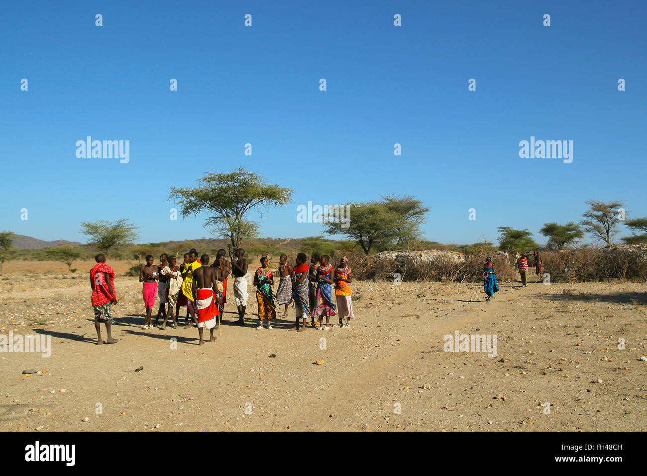 Groupe de personnes d'Afrique non identifié à partir de la tribu Samburu, posant pour un portrait Banque D'Images