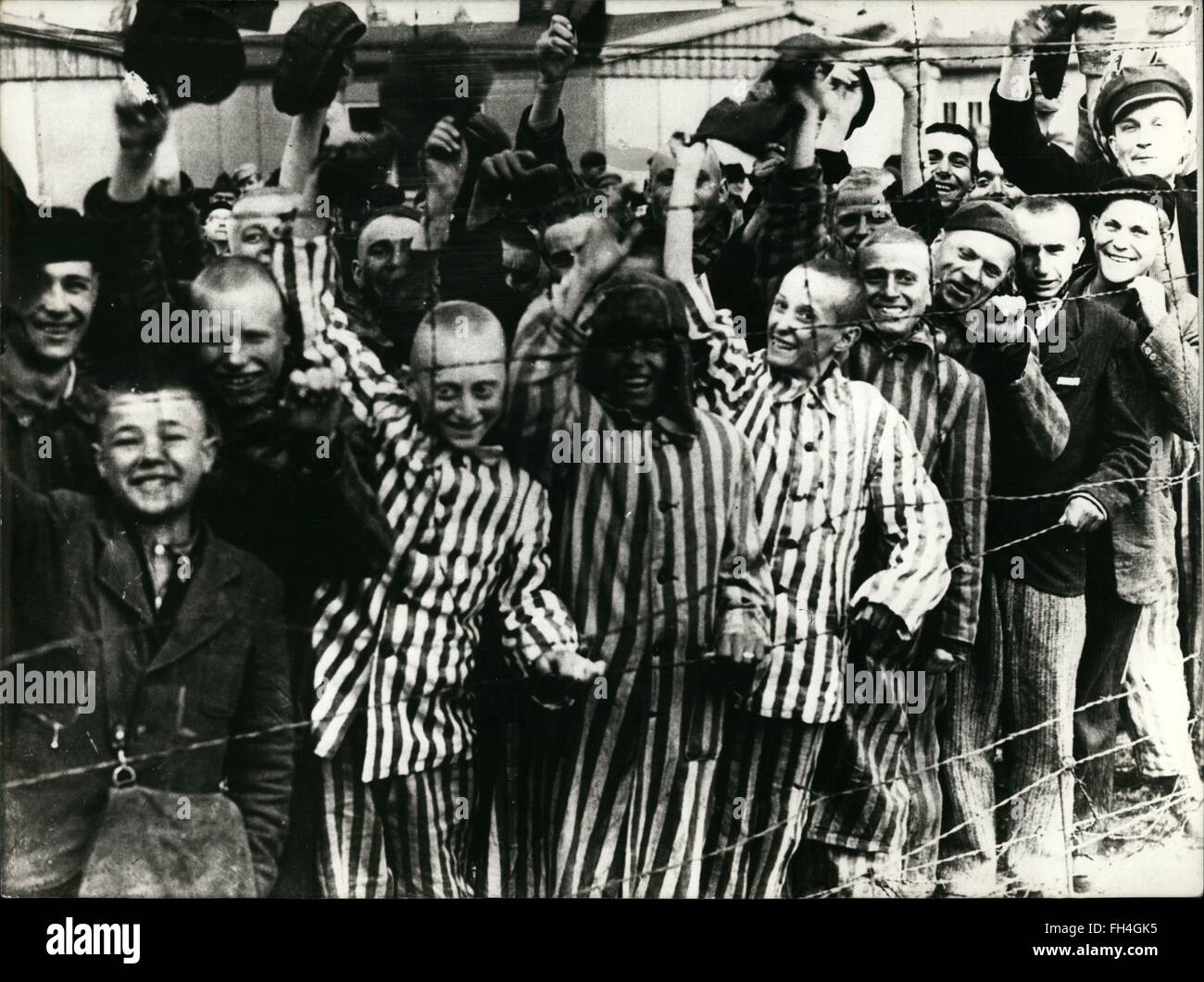 1941 Les Juifs A Auschwitz Camp De Concentration D Auschwitz A Ete Un Reseau De Camps De Concentration Nazis Et Les Camps D Extermination Construit Et Exploite Par Le Troisieme Reich En Zones