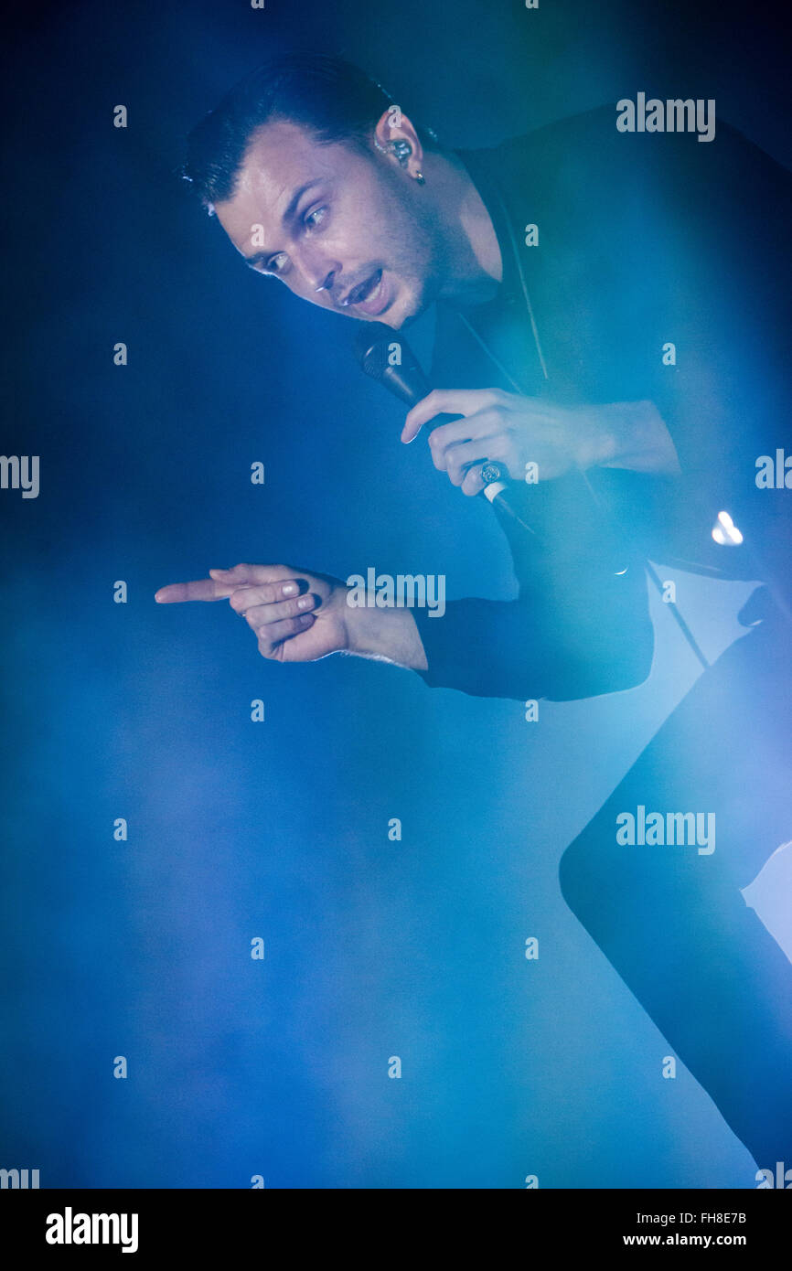 Milan Italie. 23 février 2016. Le duo anglais synthpop fait mal il se produit sur scène à music club Alcatraz pendant la tournée 'abandon' Credit : Rodolfo Sassano/Alamy Live News Banque D'Images