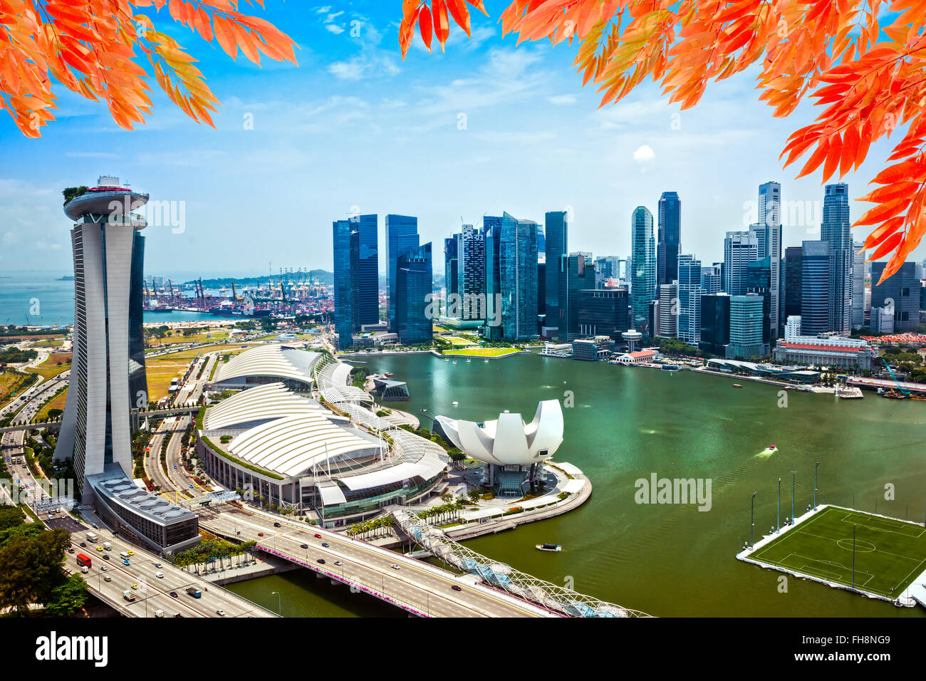 Grand angle de vue des toits de la ville de Singapour. Banque D'Images