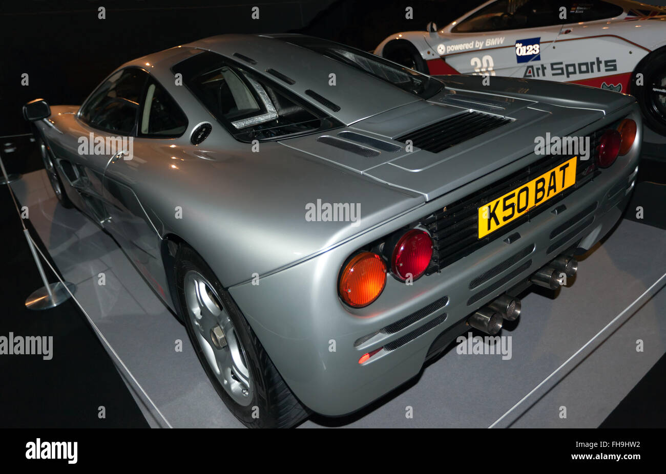 Vue arrière d'une McLaren F1 road car, en exposition statique dans une exposition spéciale à la London Classic Car Show 2016. Banque D'Images