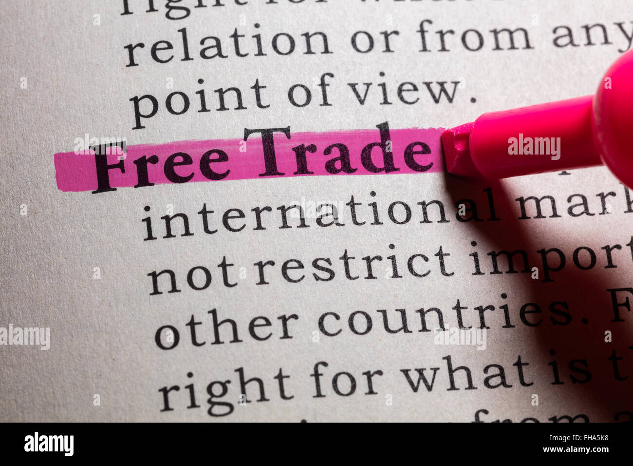Faux dictionnaire, dictionnaire définition du libre-échange. Banque D'Images
