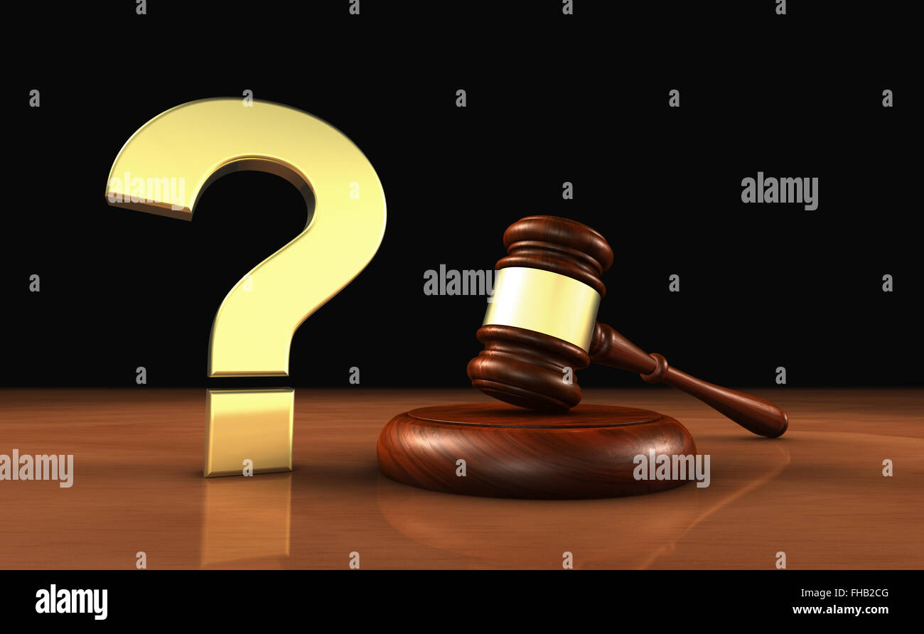 Questions juridiques et lois concept 3d illustration d'une question d'or symbole de repère et un juge en bois marteau. Banque D'Images