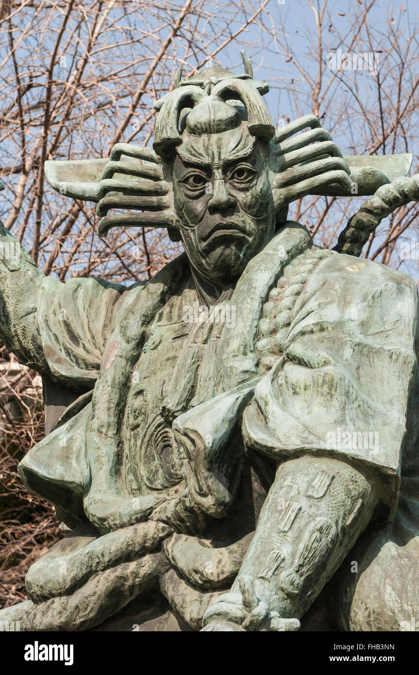 Statue en bronze de Ichikawa Danjuro IX, acteur de Kabuki, Asakusa, Tokyo, Japon Banque D'Images