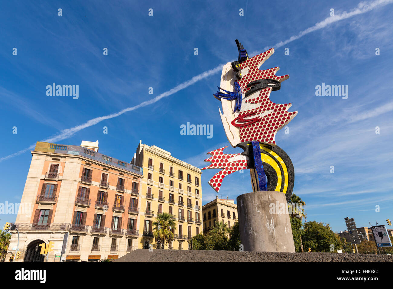 El Cap de Barcelone est une sculpture surréaliste à Barcelone, Catalogne, Espagne. Banque D'Images
