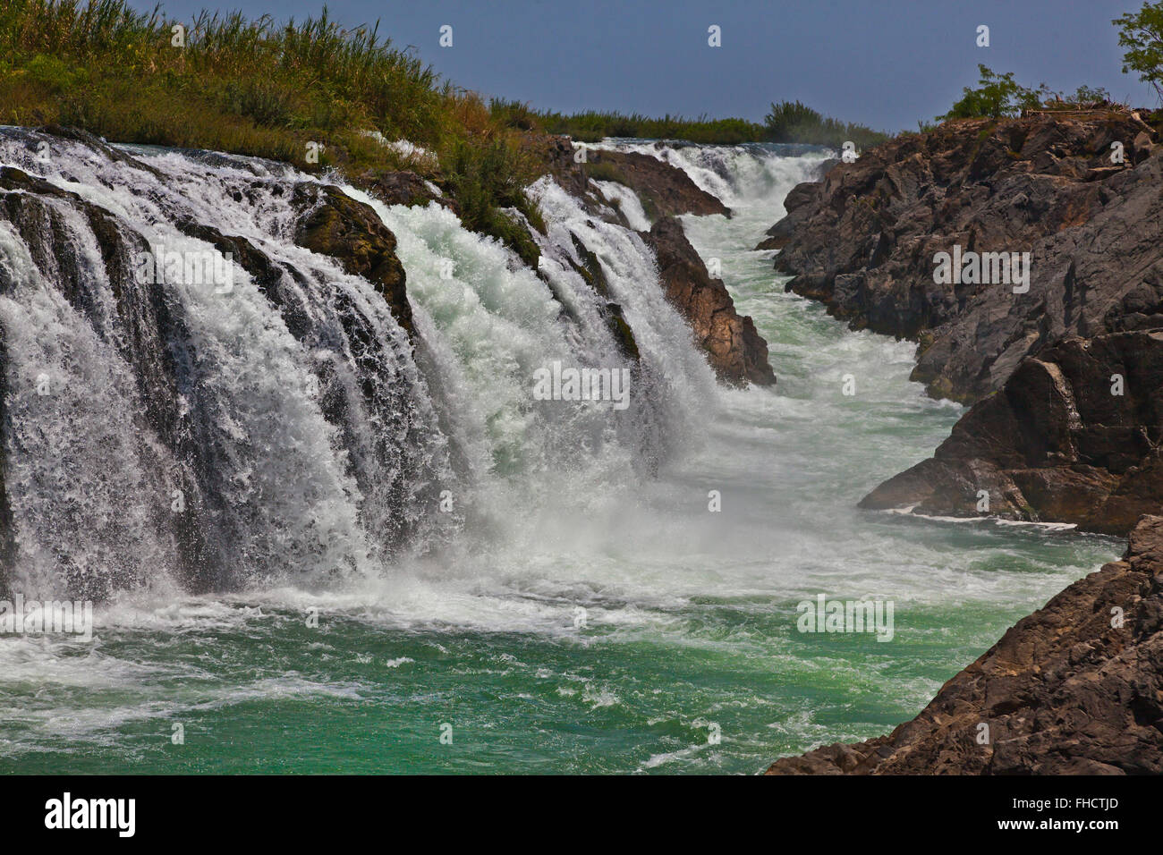 Le TAM I DAENG CASCADE est hors des sentiers battus sur le Mékong dans la région des Mille-Îles 4 (Si Phan Don) près de FAIT KHO Banque D'Images