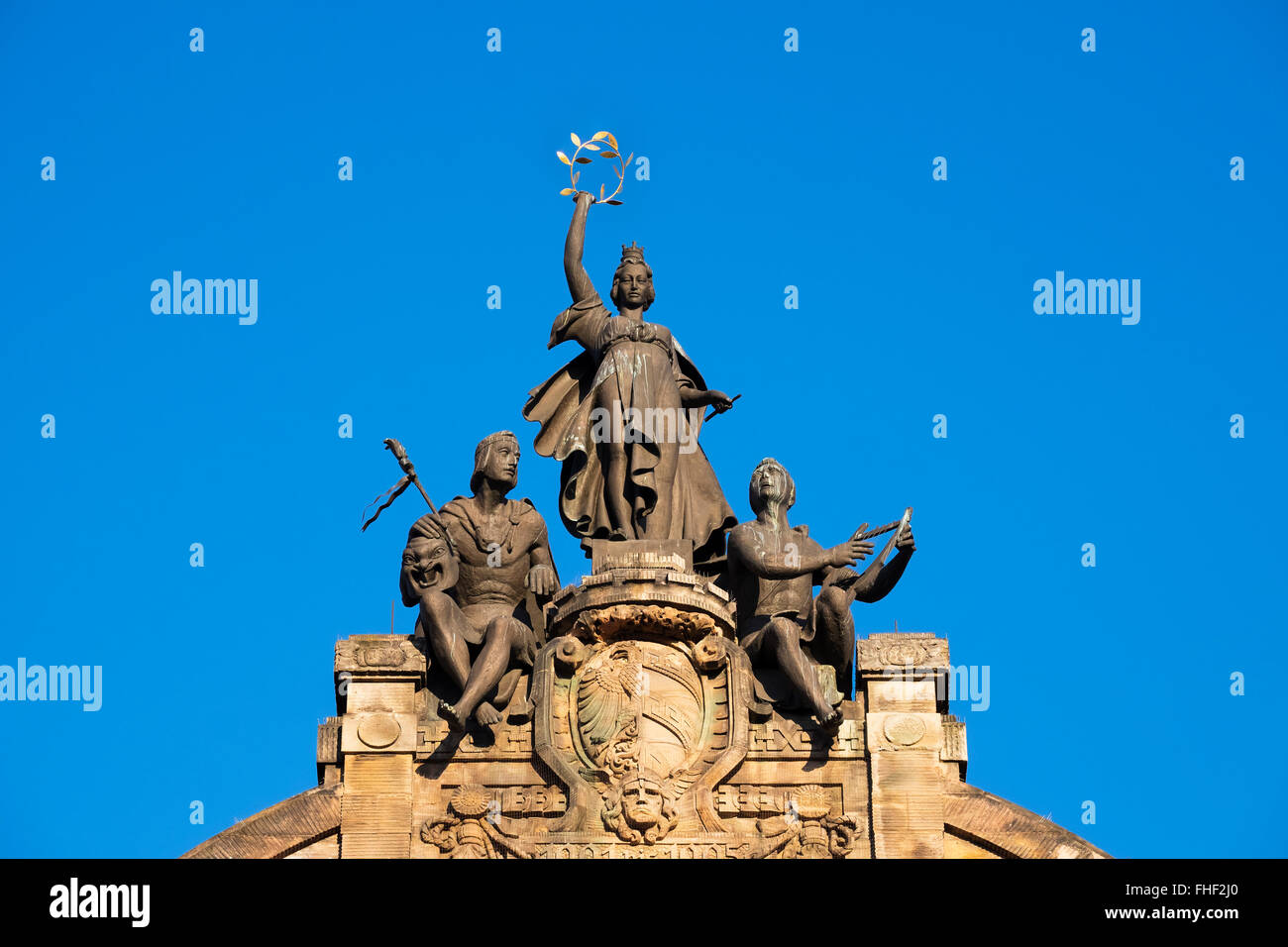 Groupe statue, drôle Noris Conseil et Meistersinger, Opera House, Nuremberg, Middle Franconia, Franconia, Bavaria, Germany Banque D'Images Groupe statue, drôle Noris Conseil et Meistersinger, Opera House, Nuremberg, Middle Franconia, Franconia, Bavaria, Germany Banque D'Images