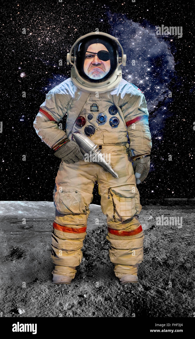 Astronaute avec une arme à feu l'article sur la planète Banque D'Images
