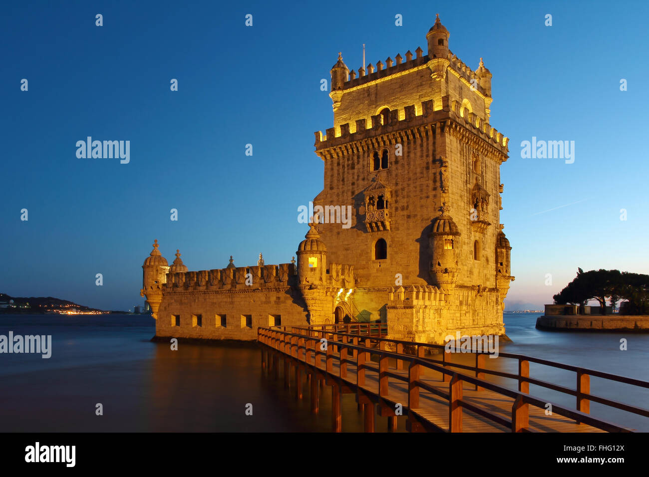 La Tour de Belém à Lisbonne de scène de nuit. Portugal Banque D'Images