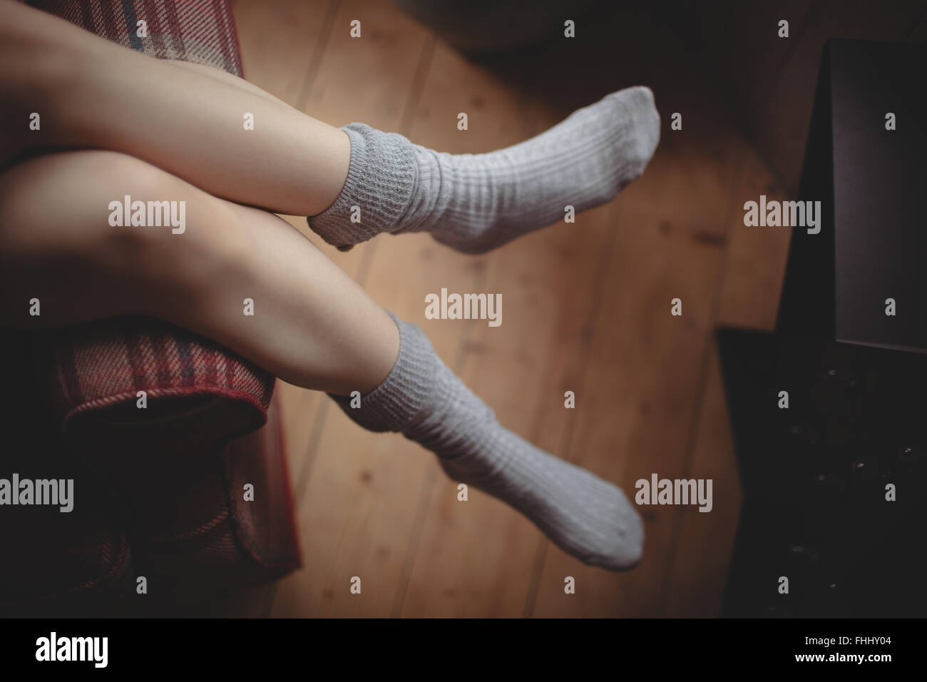 Close up de pieds avec des chaussettes Banque D'Images