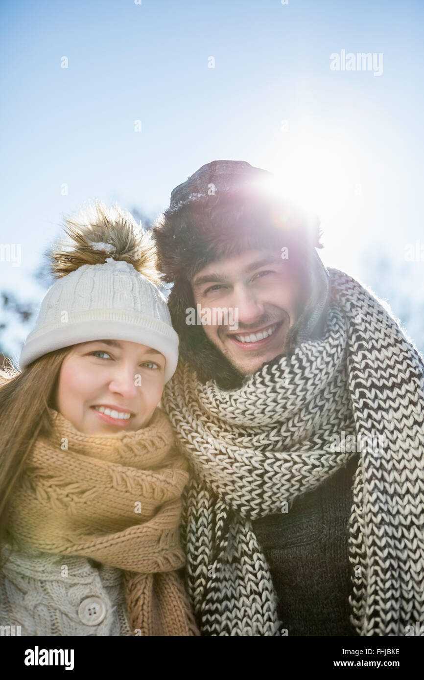 Portrait de couple dans des vêtements d'hiver Banque D'Images