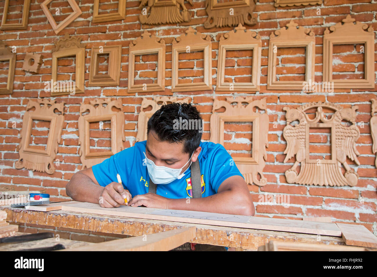 Zegache Santa Ana, Oaxaca, Mexique - une coopérative de sculpture sur bois. Banque D'Images