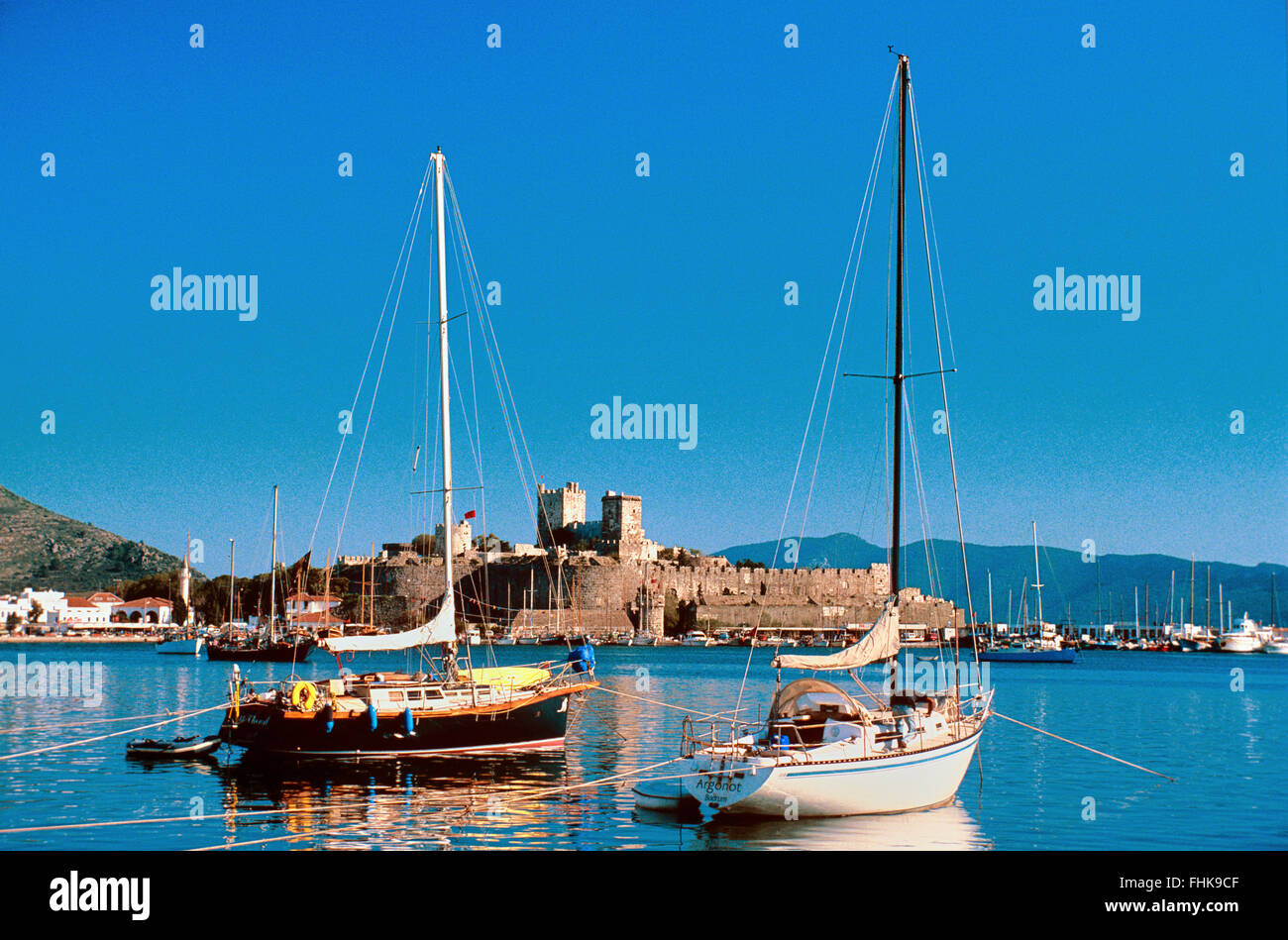 Le château de Bodrum et de yachts dans le port ou Port, Bodrum, Turquie Banque D'Images