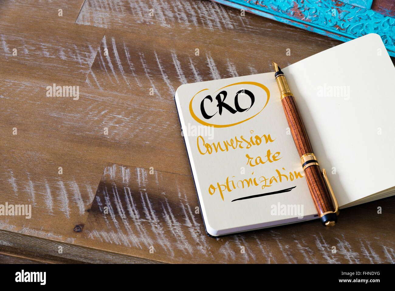 Acronyme d'OPTIMISATION DU TAUX DE CONVERSION CRO avec texte manuscrit Banque D'Images