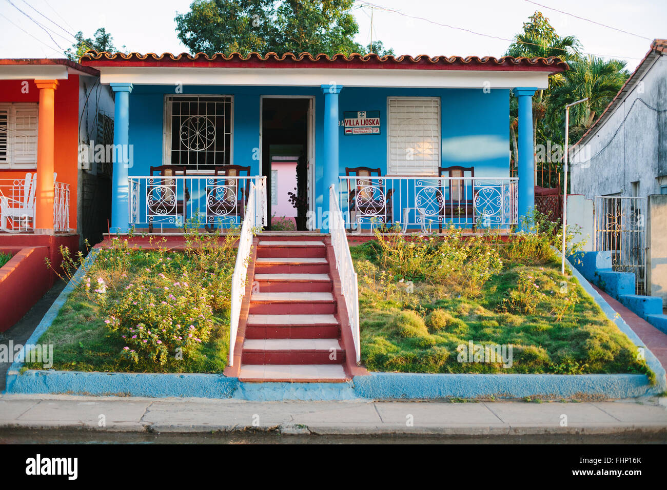 Un typique casa particulares à Vinales. Les sections locales ont le droit d'offrir un nombre limité de chambres pour les touristes, un peu comme un B&B. Banque D'Images