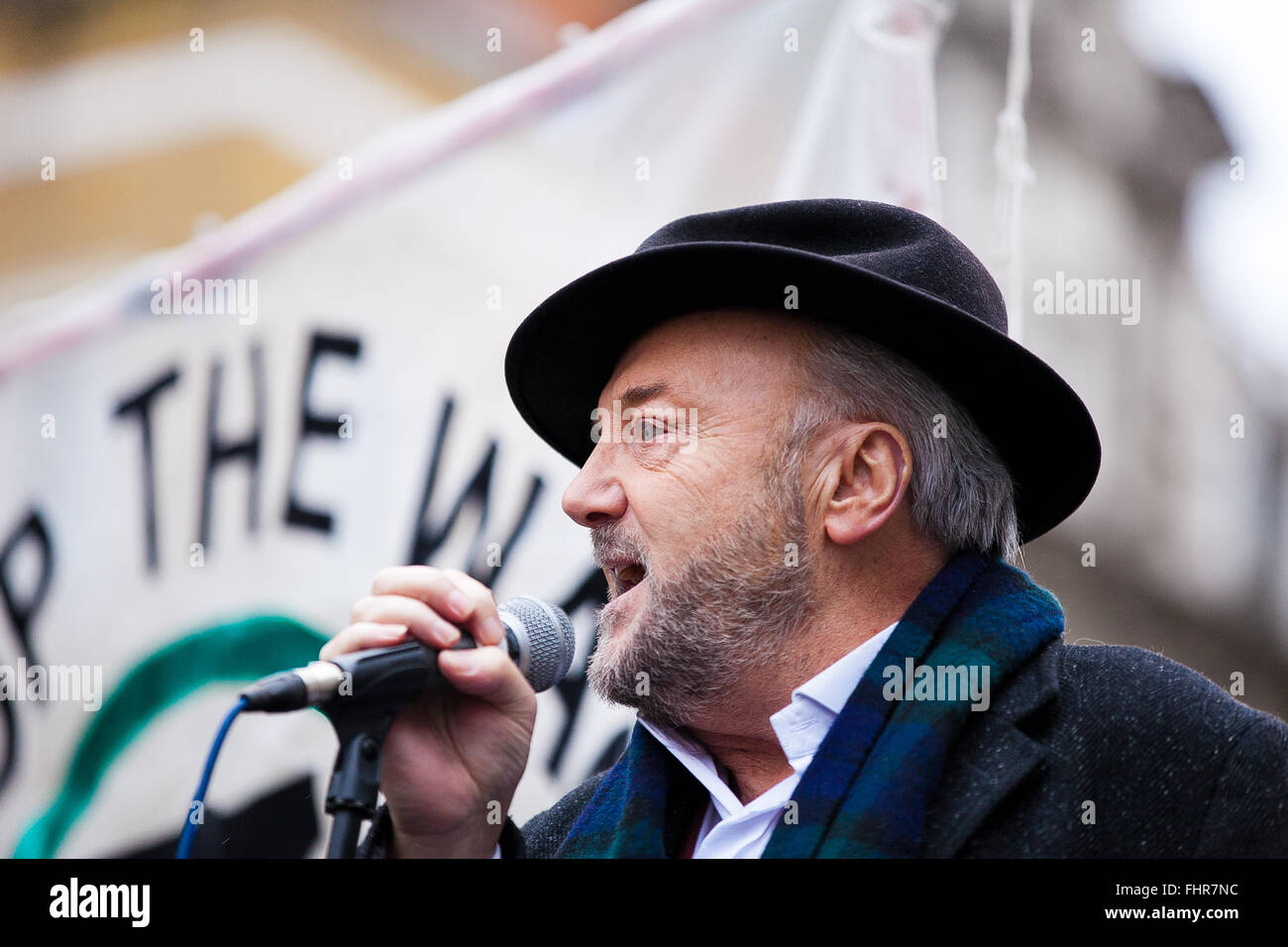 London UK 28 novembre 2015 - George Galloway, ancien député du parti respect et le maire de Londres 2016 s'exprimant lors de la candidate n'est pas piégée Banque D'Images