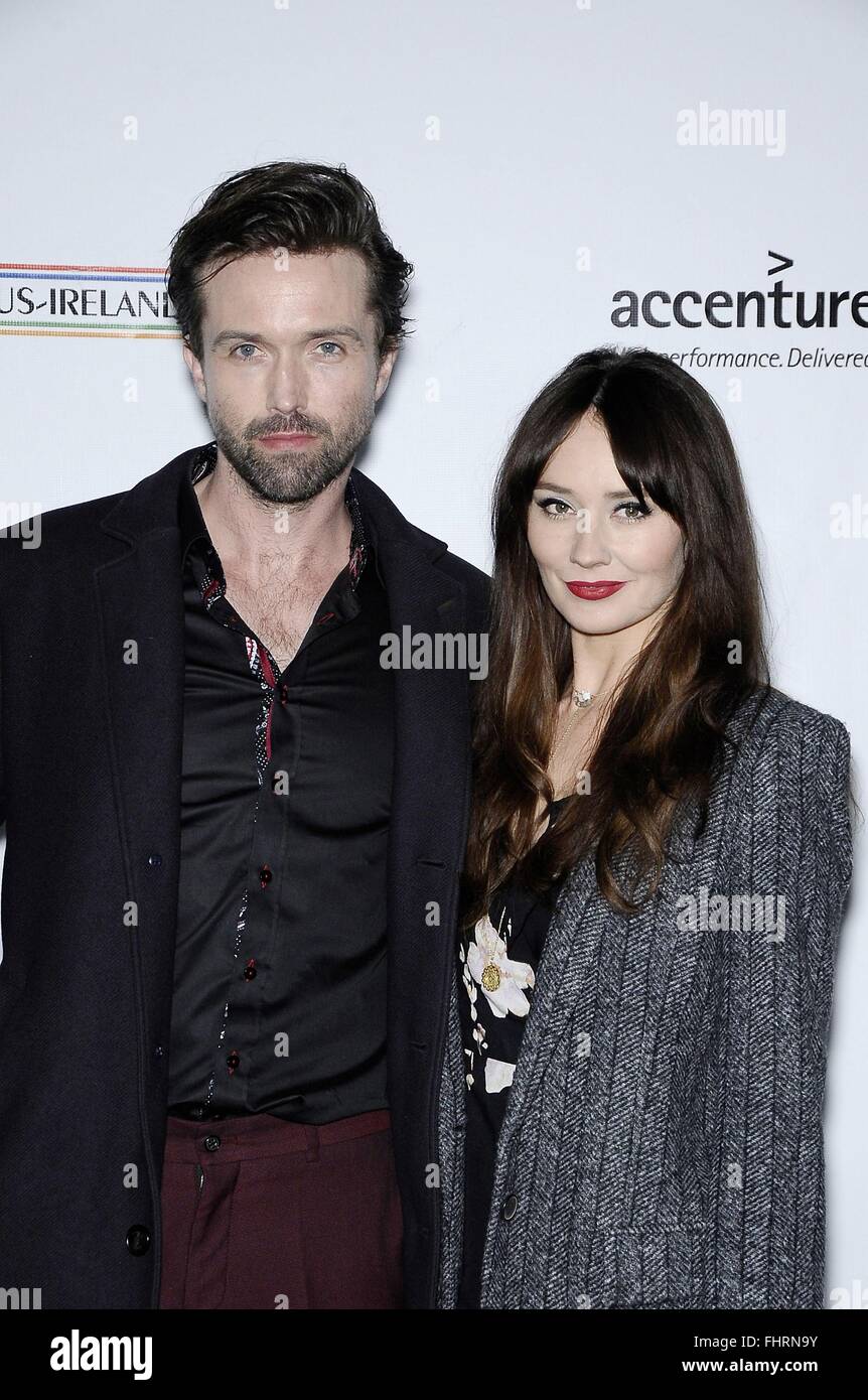 Los Angeles, CA, USA. Feb 25, 2016. Emmet Scanlan, Claire Cooper aux arrivées d'Oscar Wilde : honorer l'écriture irlandaise dans le film, BAD ROBOT, Los Angeles, CA 25 février 2016. Crédit : Michael Germana/Everett Collection/Alamy Live News Banque D'Images