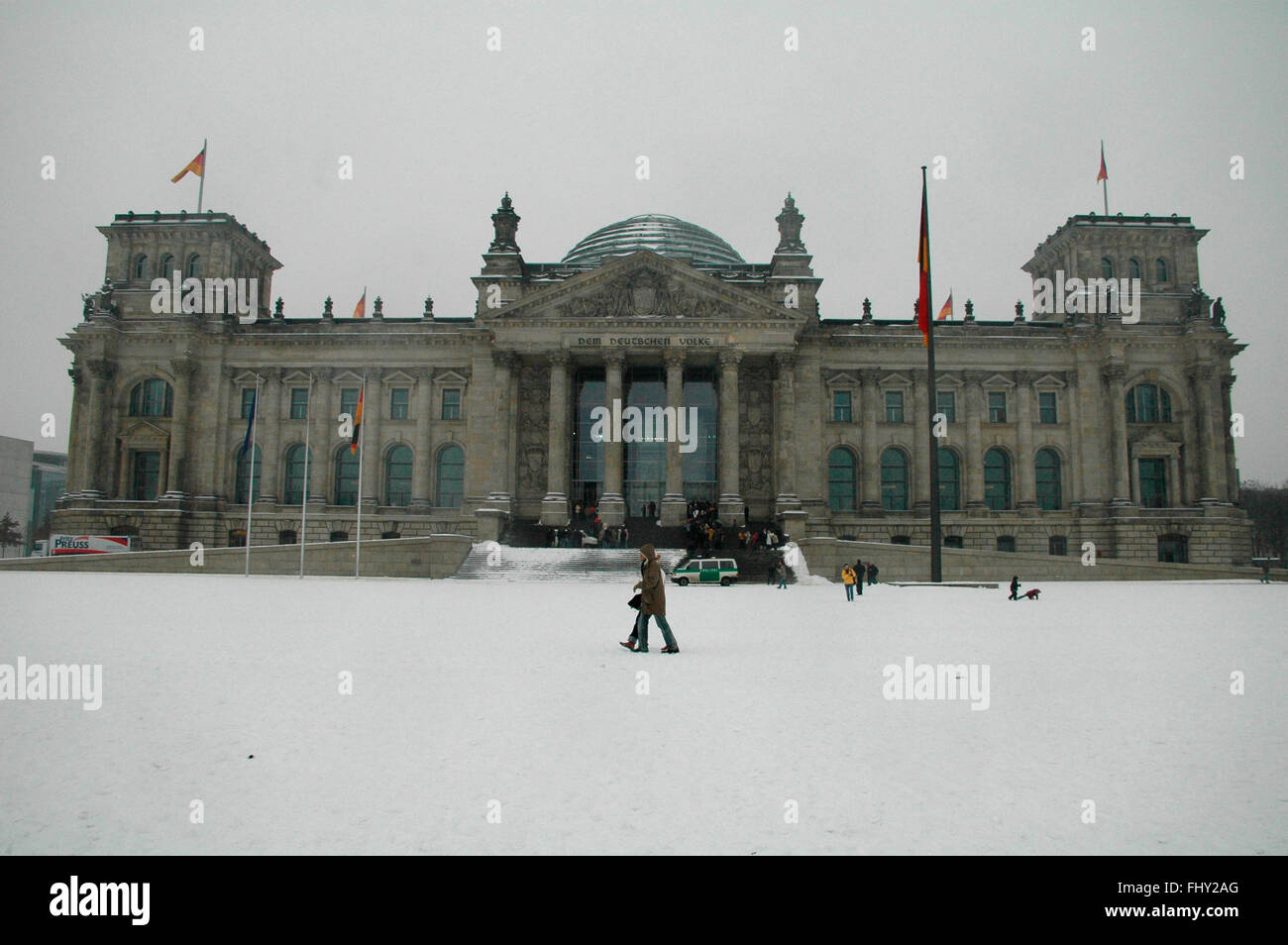 En hiver:der Reichstag Berlin im Schnee, 20. Januar 2006, Berlin-Tiergarten. Banque D'Images