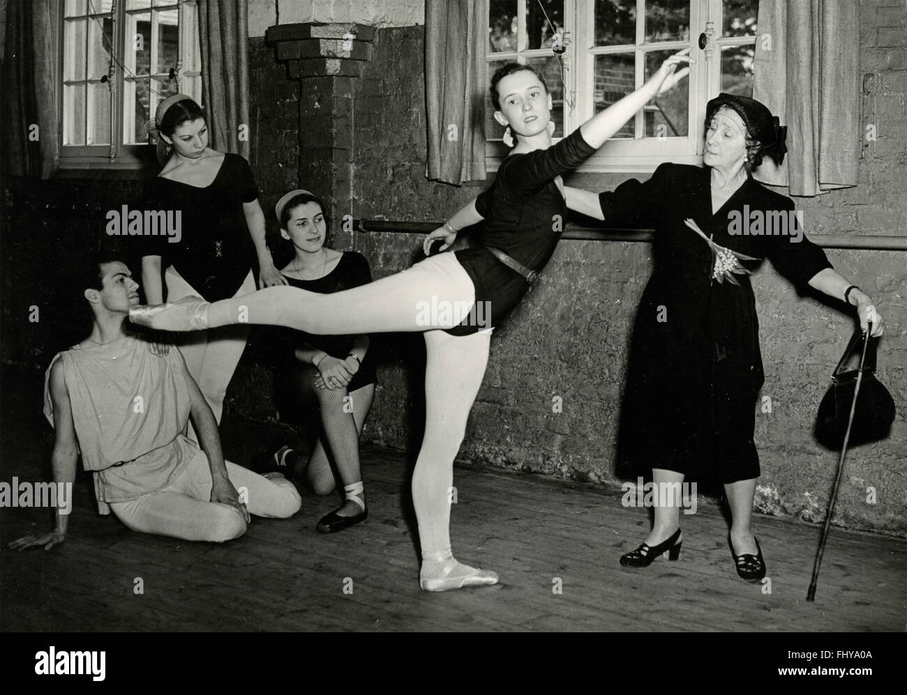 La Prima Ballerina Mathilde Kschessinska de cours de danse à Londres, Royaume-Uni Banque D'Images