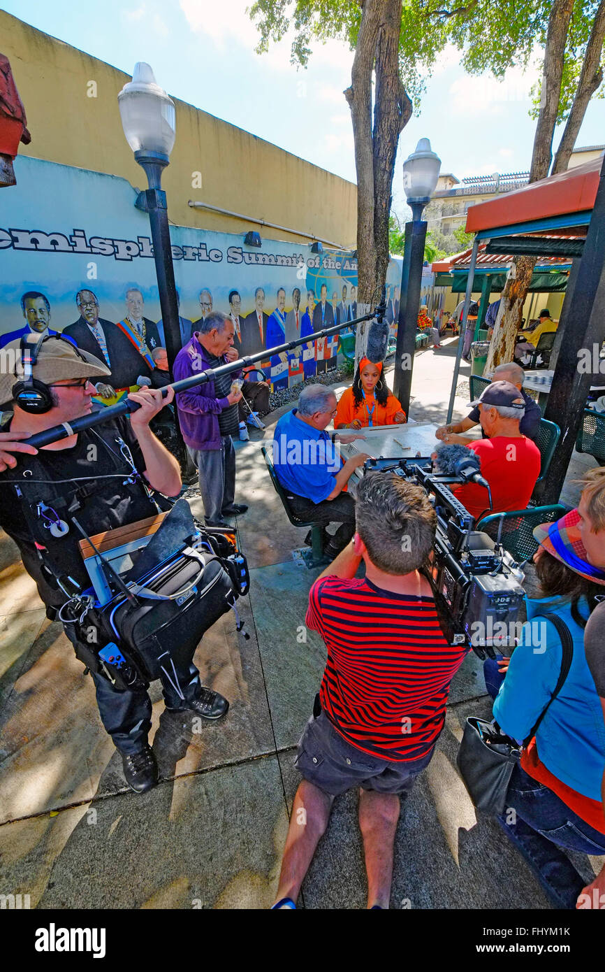 Parc Domino Calle Ocho Little Havana le peuple cubain-américain distric Miami Floride FL Banque D'Images