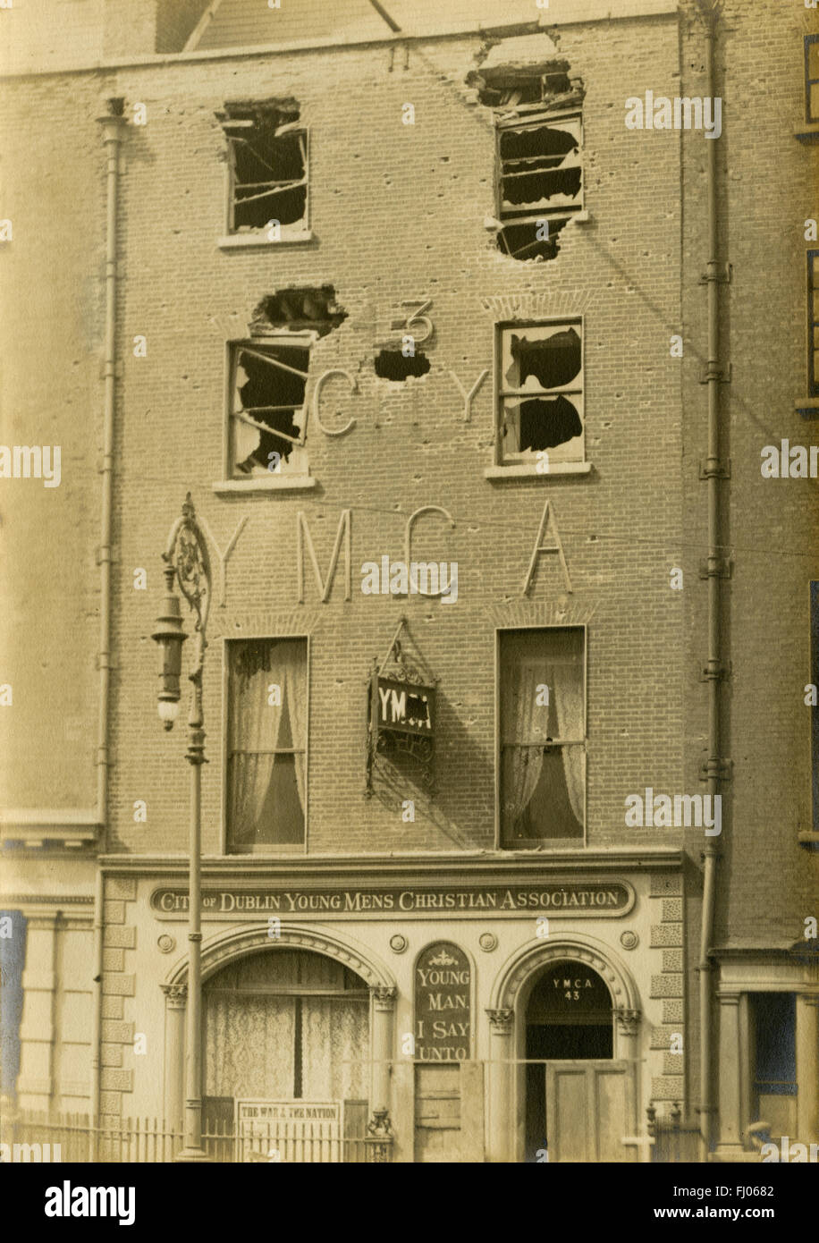 YMCA de Sackville Street, Dublin, Irlande, après les bombardements de l'armée britannique, l'Insurrection de Pâques 1916. Banque D'Images