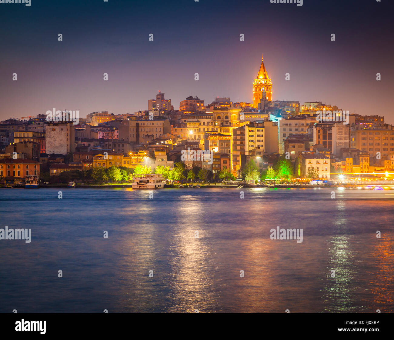 La Turquie, Istanbul, voir à la Tour de Galata sur la Corne d'Or Banque D'Images